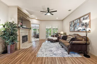 340 Merced Street, Burleson, TX 76028 - Photo 6