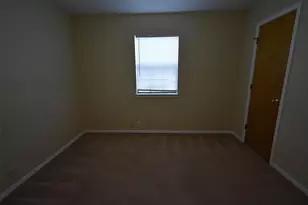 606 N Main St, Collinsville, TX 76233 - Photo 6