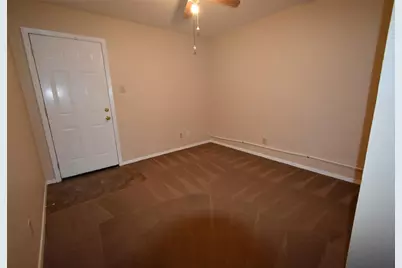 606 N Main Street #A, Collinsville, TX 76233 - Photo 10