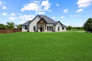 2201 Norwood St, Sherman, TX 75092 - Photo 2