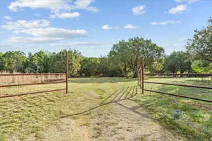 2504 Prause Rd, China Spring, TX 76633 - Photo 4