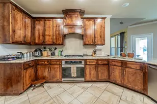 2852 Sonterra Dr, Cedar Hill, TX 75104 - Photo 4