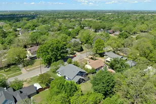 806 N Preston St, Ennis, TX 75119 - Photo 28