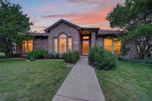 2505 Ash Creek, Mesquite, TX 75181 - Photo 2