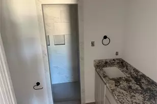 312 Myers Dr, Springtown, TX 76082 - Photo 4