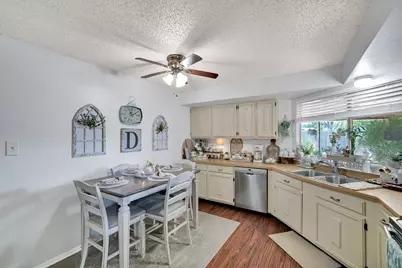 2902 Green Oaks Drive, Garland, TX 75040 - Photo 10