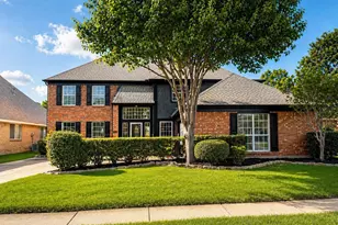 514 Palm Desert Dr, Garland, TX 75044 - Photo 2