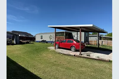 233 Overland Trail, Bridgeport, TX 76426 - Photo 1