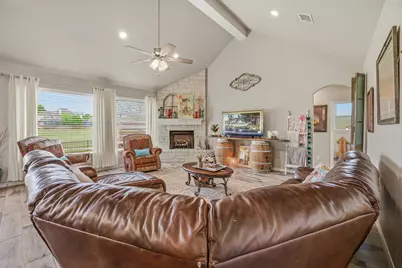 191 Crenshaw Court, Stephenville, TX 76401 - Photo 4