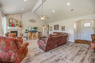 191 Crenshaw Ct, Stephenville, TX 76401 - Photo 6