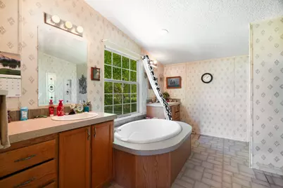 1530 W Front Street #82, Blossom, TX 75416 - Photo 14