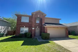 640 Gibson St, Cedar Hill, TX 75104 - Photo 1