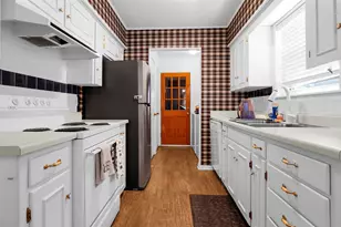 1038 Patricia Dr, Sherman, TX 75090 - Photo 16