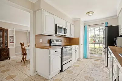 1429 Meandering Way, Garland, TX 75040 - Photo 10