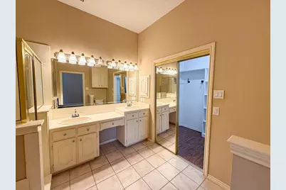 8902 Bayshore Lane, Rowlett, TX 75088 - Photo 12
