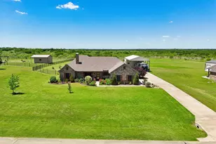 1287 Chartres, Oak Ridge, TX 75142 - Photo 2