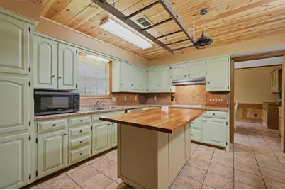 201 N Brown Street, Tom Bean, TX 75489 - Photo 12