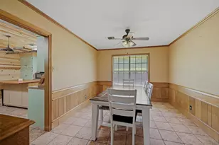 201 N Brown St, Tom Bean, TX 75489 - Photo 16