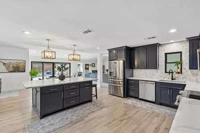 1114 Normandy Drive, Grapevine, TX 76051 - Photo 4