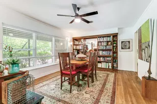 810 S Jefferson St, Irving, TX 75060 - Photo 4