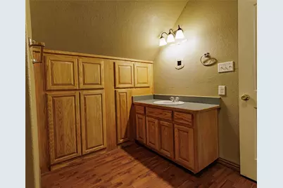 10906 Shady Oaks Drive, Runaway Bay, TX 76426 - Photo 18