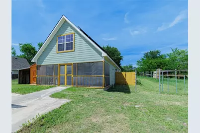 10906 Shady Oaks Drive, Runaway Bay, TX 76426 - Photo 1
