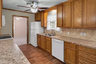 533 Topeka Dr, Woodway, TX 76712 - Photo 16