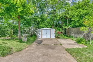 533 Topeka Dr, Woodway, TX 76712 - Photo 36