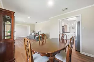 628 Robindale Ct, Bedford, TX 76022 - Photo 6