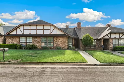 623 Windgate Court, Arlington, TX 76012 - Photo 2