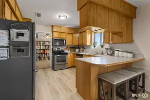 1206 E Sycamore Dr, Burkburnett, TX 76354 - Photo 6