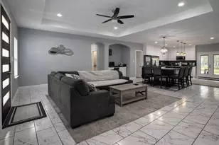 211 Kelly Ln, Seven Points, TX 75143 - Photo 4