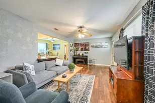 813 Dugan St, Arlington, TX 76010 - Photo 6