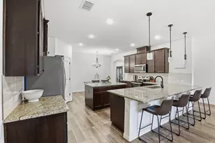 3205 Greenway Dr, Burleson, TX 76028 - Photo 14