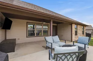 3205 Greenway Dr, Burleson, TX 76028 - Photo 38