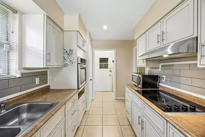 1918 Normandy Drive, Irving, TX 75060 - Photo 12