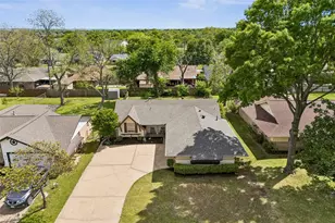 1918 Normandy Dr, Irving, TX 75060 - Photo 26