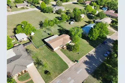 512 S Williams Street, Hamilton, TX 76531 - Photo 18