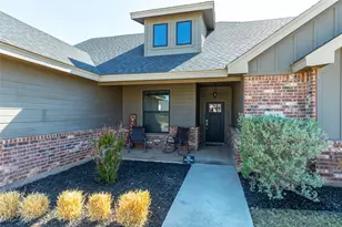 6817 Red Yucca Rd, Abilene, TX 79606 - Photo 4