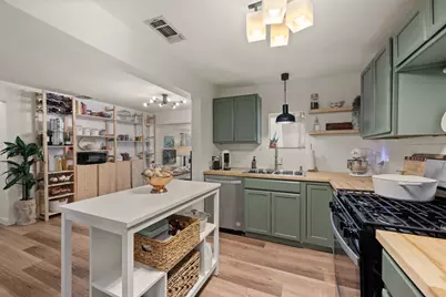 1940 Whippoorwill Lane, Denton, TX 76205 - Photo 14