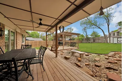 4025 Diamond Loch W, North Richland Hills, TX 76180 - Photo 24