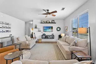 1061 Stanridge Ln, Van Alstyne, TX 75495 - Photo 8