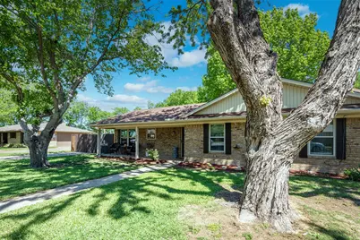 1906 Spring Valley Drive, Denton, TX 76208 - Photo 2