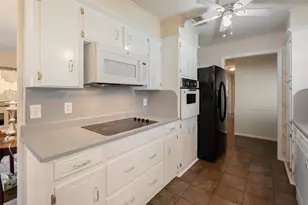 1906 Spring Valley Dr, Denton, TX 76208 - Photo 12