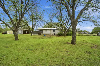 4400 Kristy Court, Granbury, TX 76049 - Photo 6