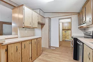 4400 Kristy Ct, Granbury, TX 76049 - Photo 18