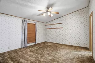 4400 Kristy Ct, Granbury, TX 76049 - Photo 22