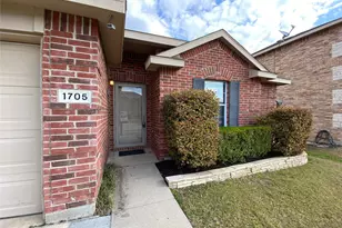 1705 Birds Eye Rd, Fort Worth, TX 76177 - Photo 2