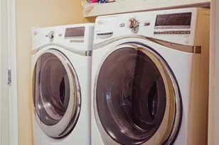 5301 W Mockingbird Ln, Dallas, TX 75209 - Photo 32