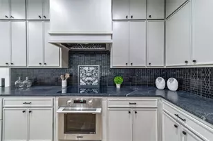 3601 Routh St, Dallas, TX 75219 - Photo 4